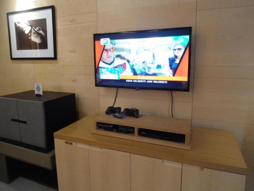 Bumi Segah Hotel Tanjung Redep Buitenkant foto